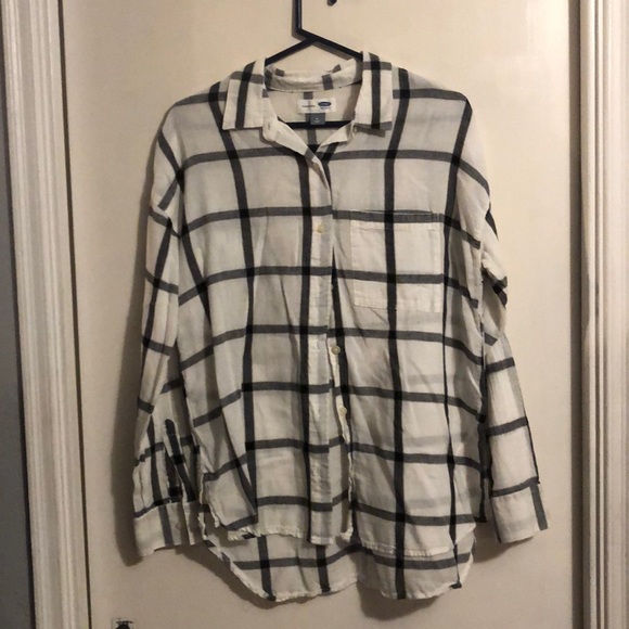 Old Navy Tops - Old Navy button down boyfriend shirt